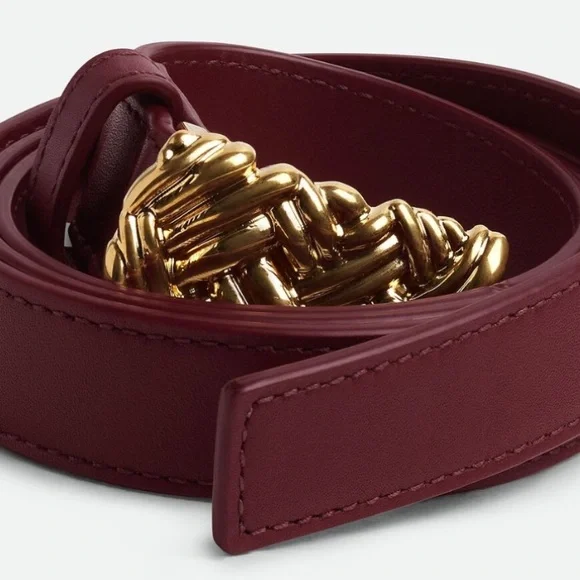 BOTTEGA VENETABELT PIN